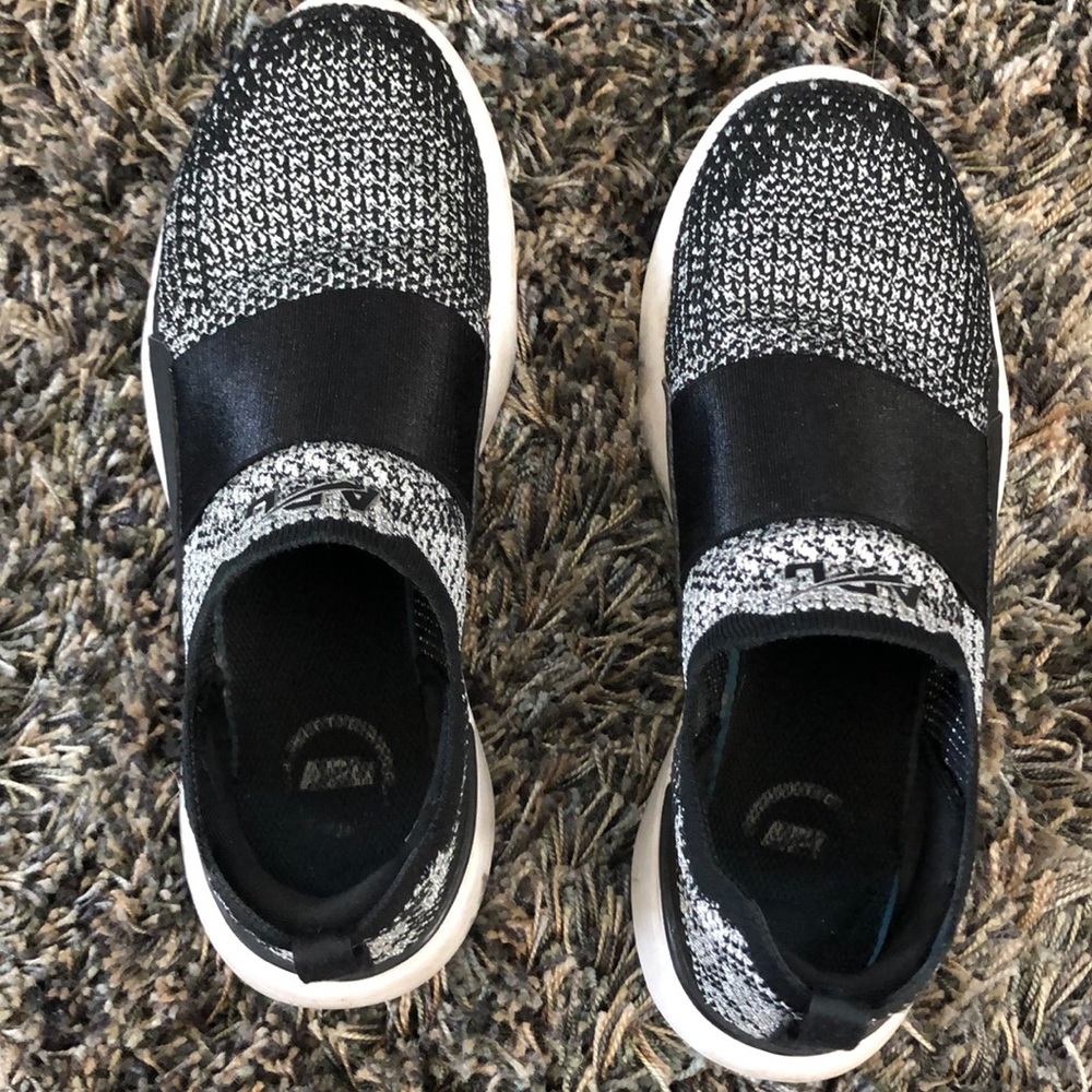 APL shoes Techloom Bliss